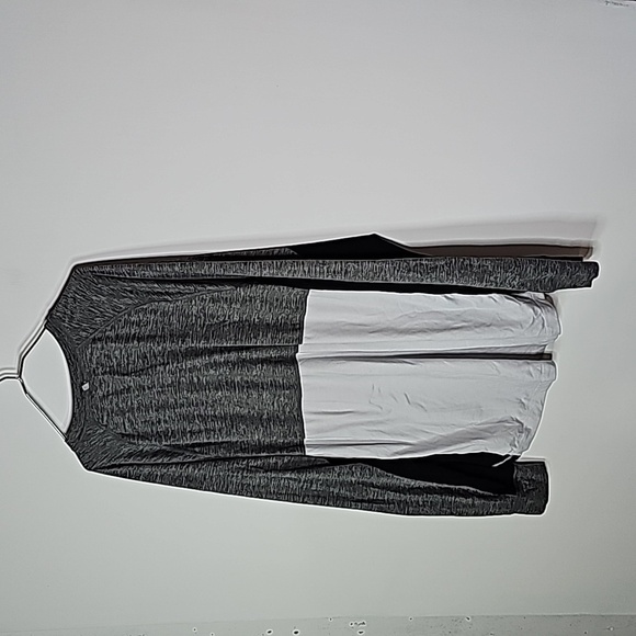 American Eagle flex XL grey long sleeve shirt - Picture 3 of 6